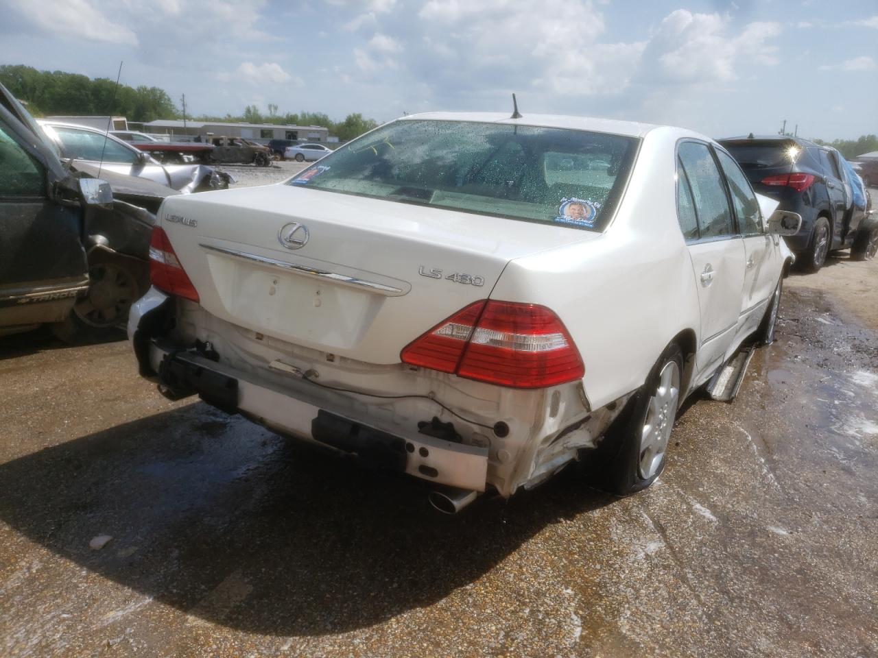 Photo 4 from auction – 2005 LEXUS LS 430 with VIN JTHBN36F155003439