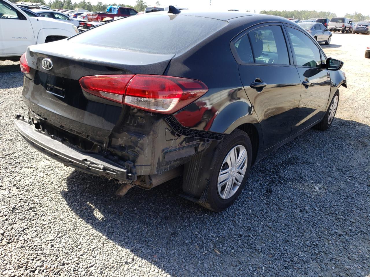 Photo 4 from auction – 2018 KIA FORTE LX with VIN 3KPFK4A72JE179609