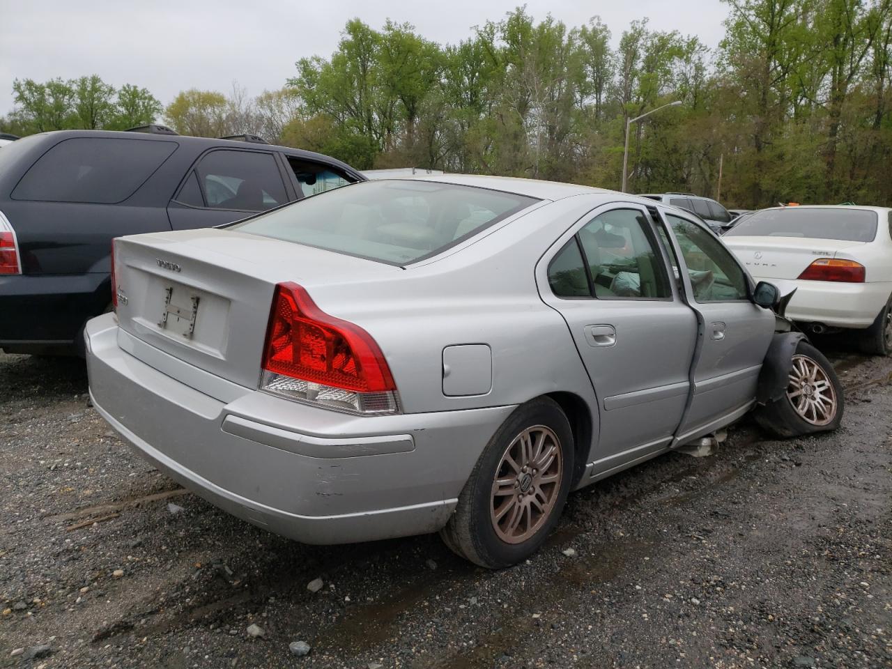 Photo 4 from auction – 2005 VOLVO S60 with VIN YV1RS612752435107