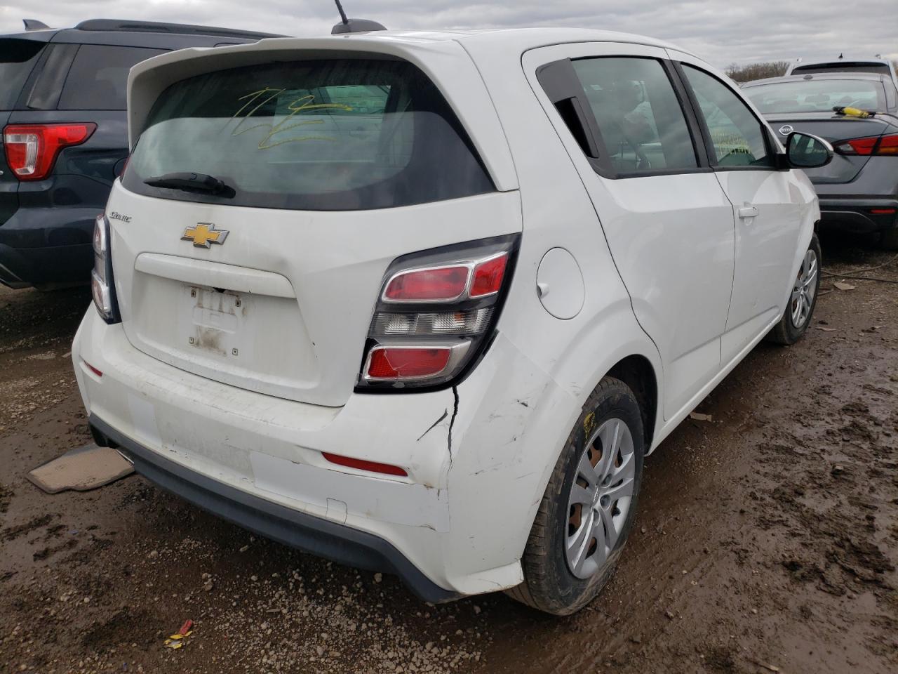 Photo 4 from auction – 2018 CHEVROLET SONIC with VIN 1G1JG6SH4J4104225