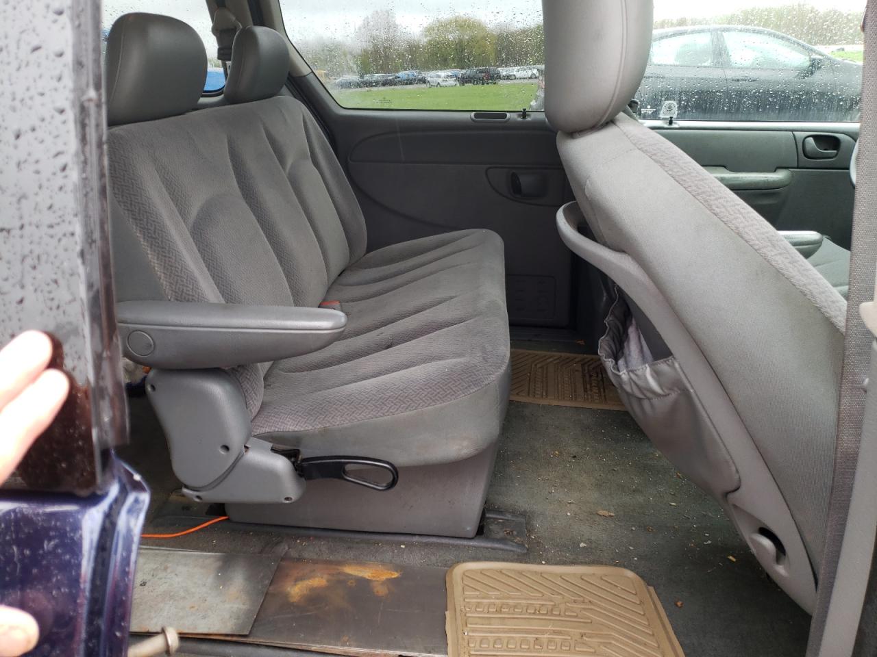 Foto 6 de la subasta – 2005 DODGE CARAVAN SE con VIN 1D4GP25BX5B432254
