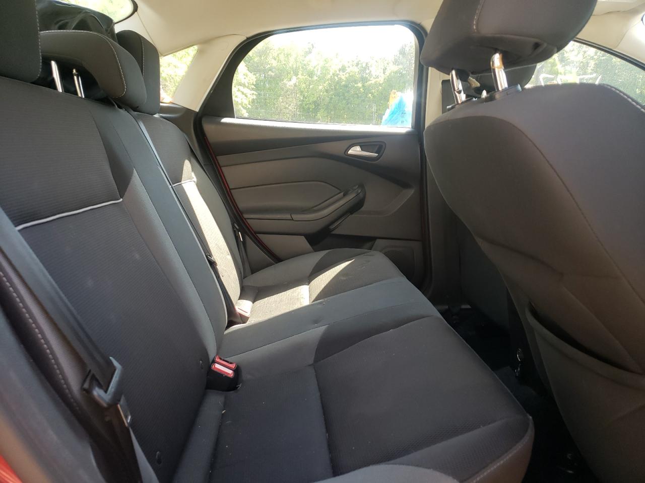 Photo 6 from auction – 2012 FORD FOCUS SE with VIN 1FAHP3F24CL419924