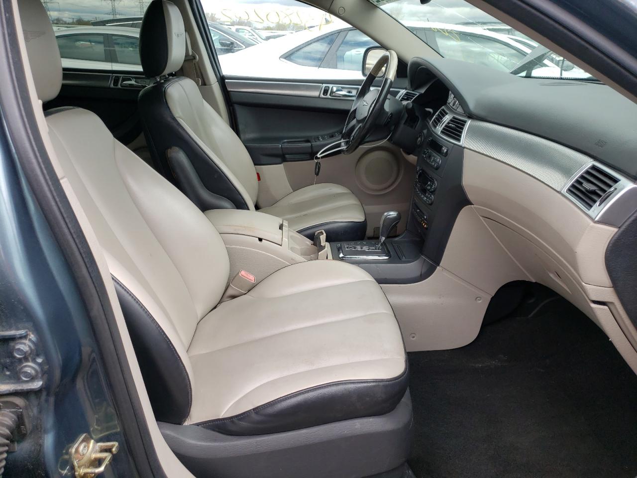 Photo 5 from auction – 2006 CHRYSLER PACIFICA T with VIN 2A8GF68426R674004