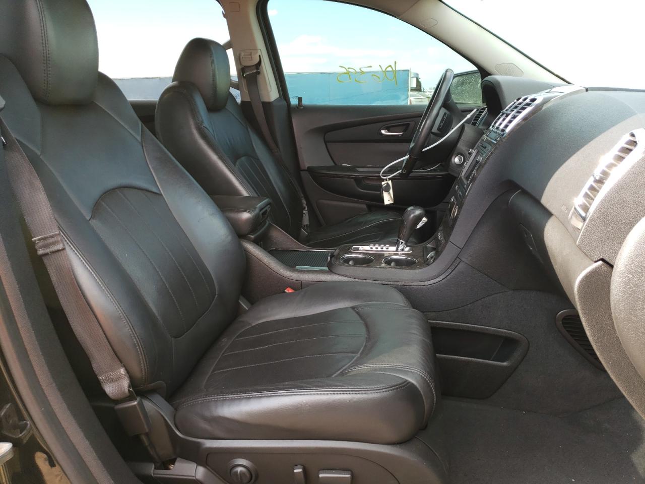 Photo 5 from auction – 2012 GMC ACADIA DEN with VIN 1GKKVTED7CJ232668