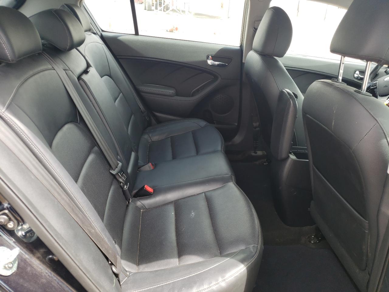 Photo 6 from auction – 2017 KIA FORTE EX with VIN KNAFX5A82H5724906