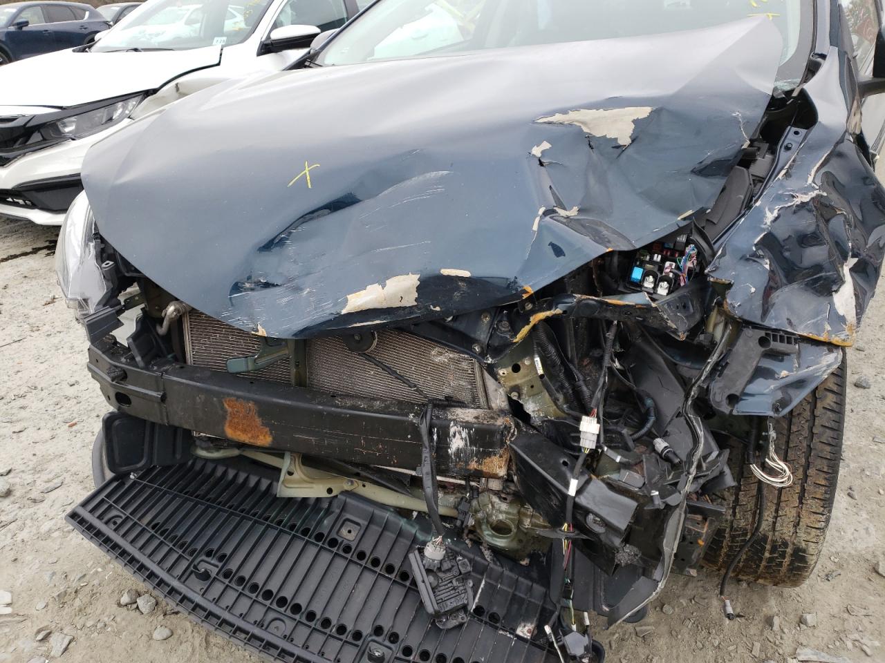 Photo 9 from auction – 2018 TOYOTA COROLLA L with VIN 5YFBURHEXJP809109