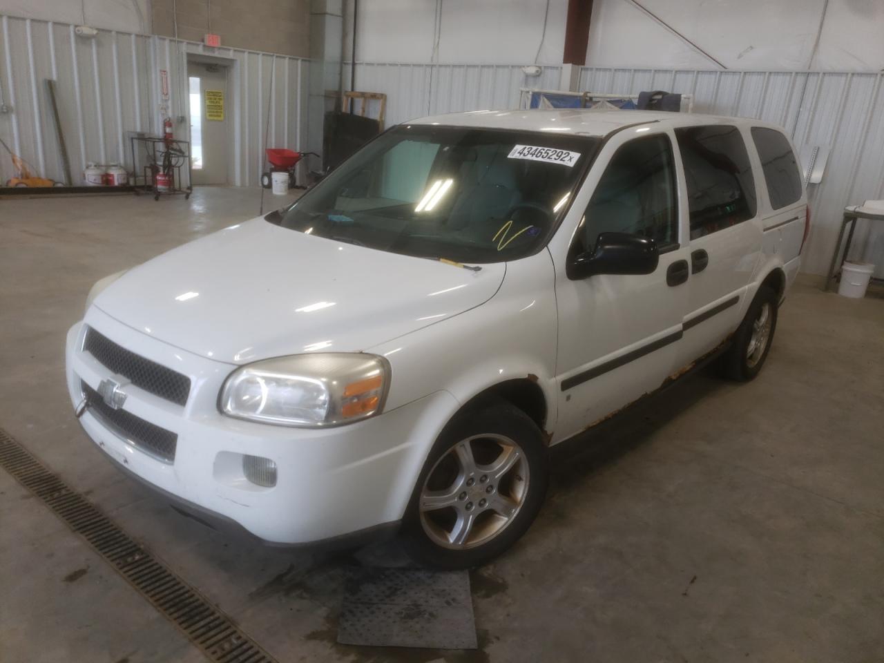 Photo 2 from auction – 2008 CHEVROLET UPLANDER L with VIN 1GNDV23168D196752