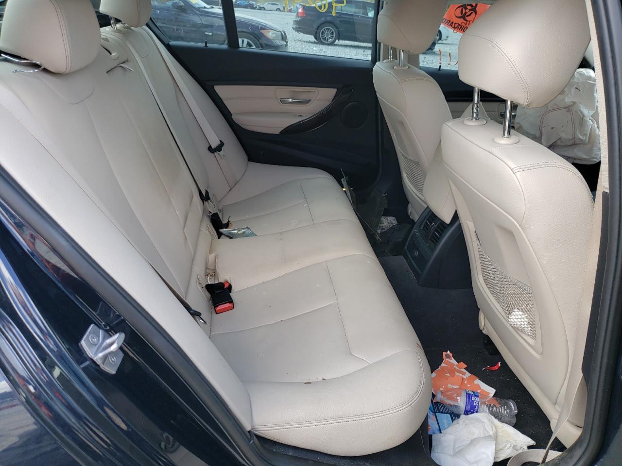 Photo 6 from auction – 2015 BMW 328 I with VIN WBA3A5G59FNS87064