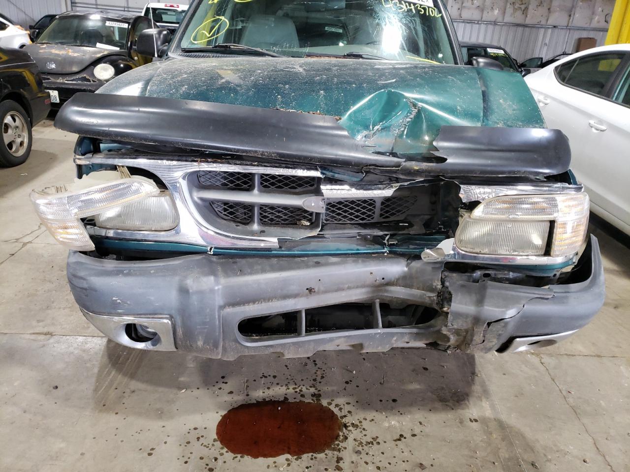 Photo 9 from auction – 1999 FORD EXPLORER with VIN 1FMZU34E2XZB11962