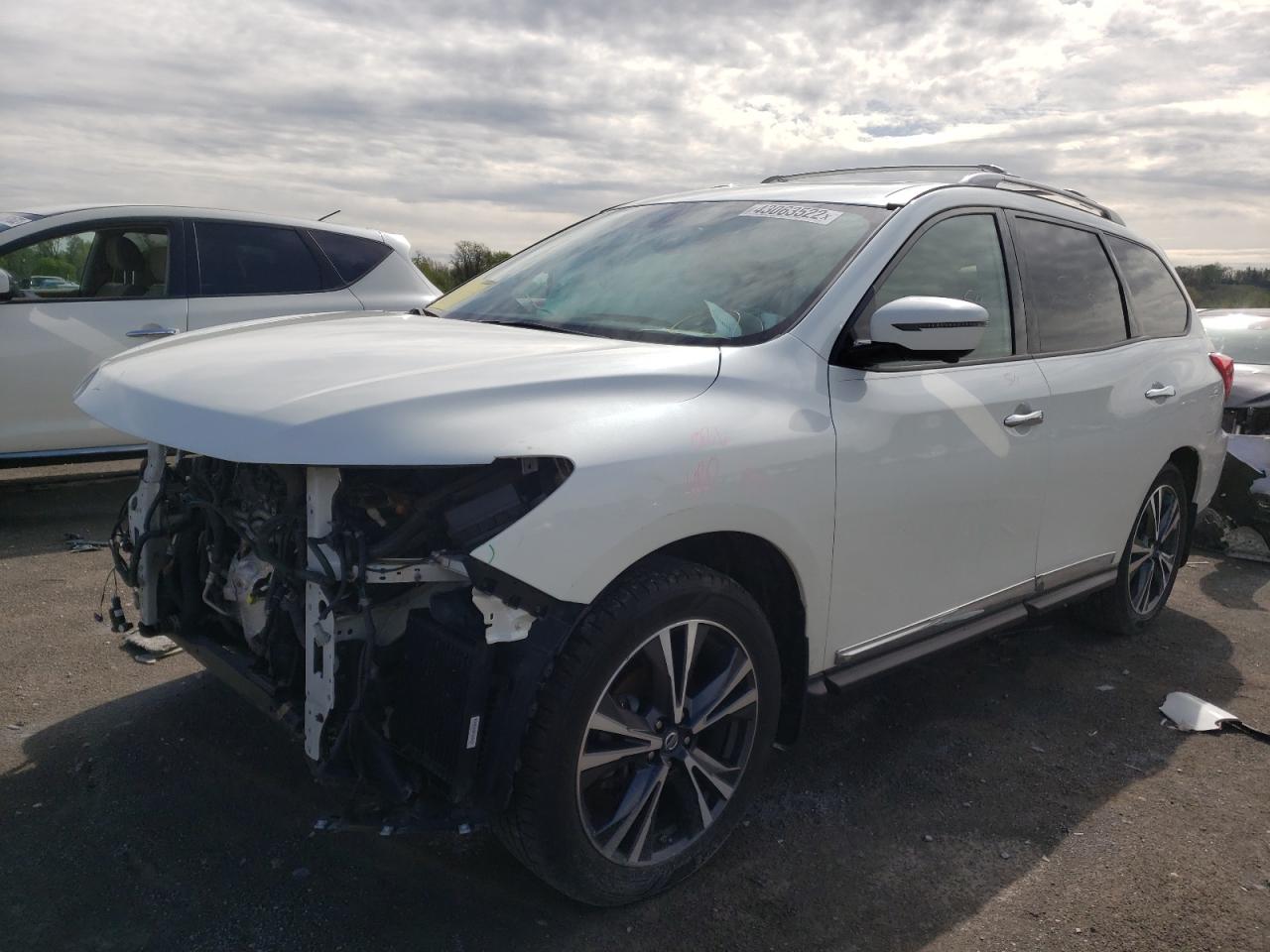 Photo 2 from auction – 2018 NISSAN PATHFINDER with VIN 5N1DR2MM7JC657180