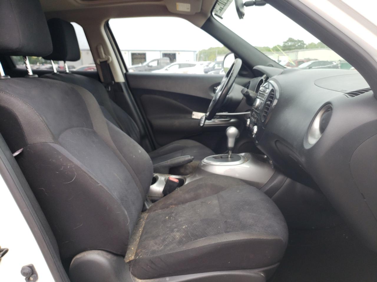 Photo 5 from auction – 2013 NISSAN JUKE S with VIN JN8AF5MR9DT224384