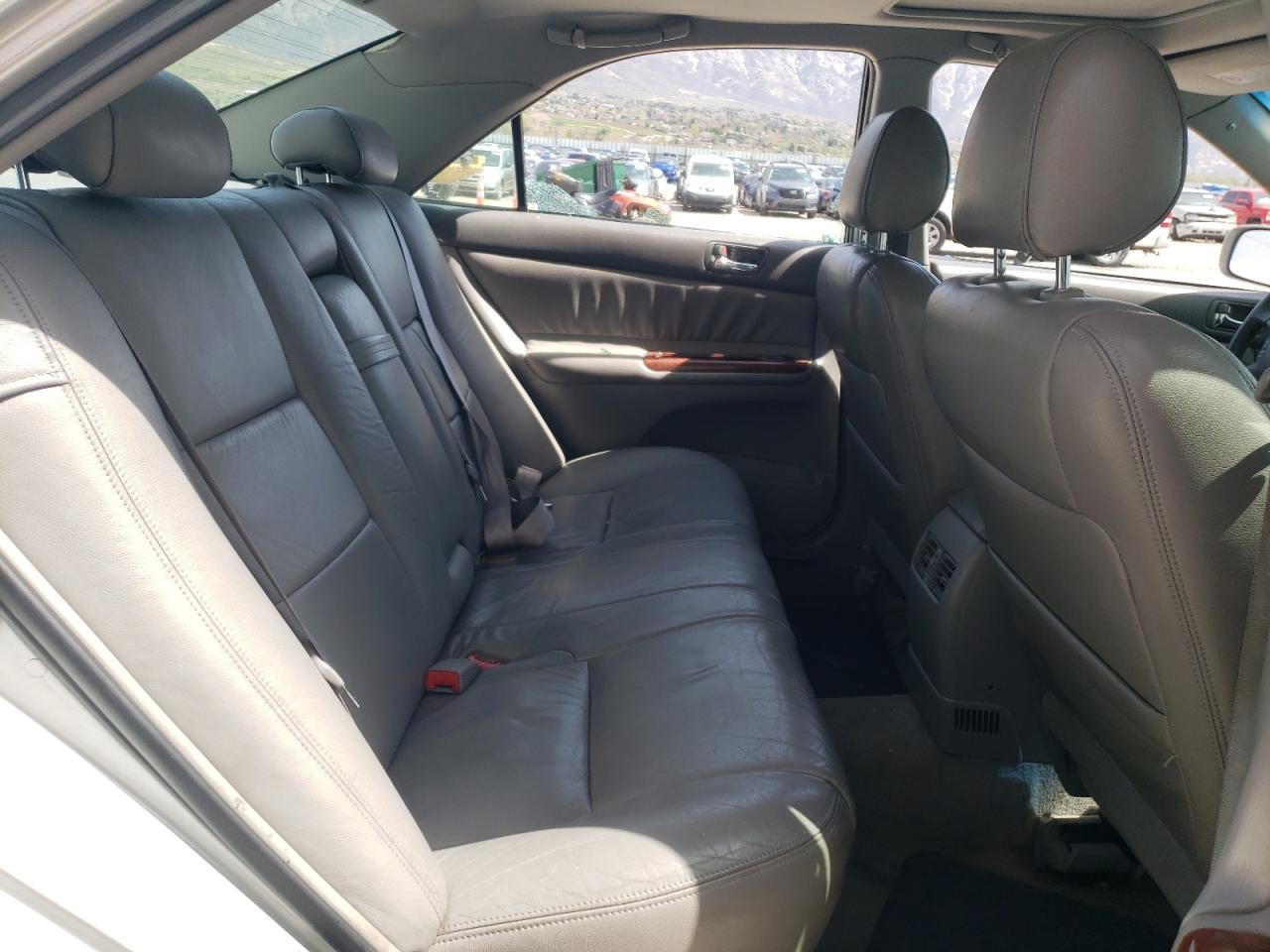 Photo 6 from auction – 2002 TOYOTA CAMRY LE with VIN 4T1BF32K62U528981