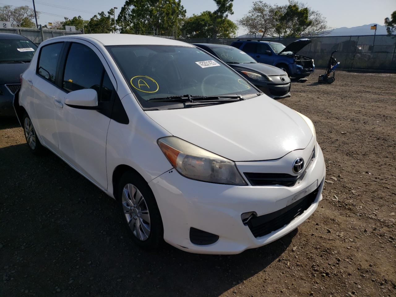 TOYOTA YARIS 2012 with VIN JTDKTUD37CD528403 - Photo from auction