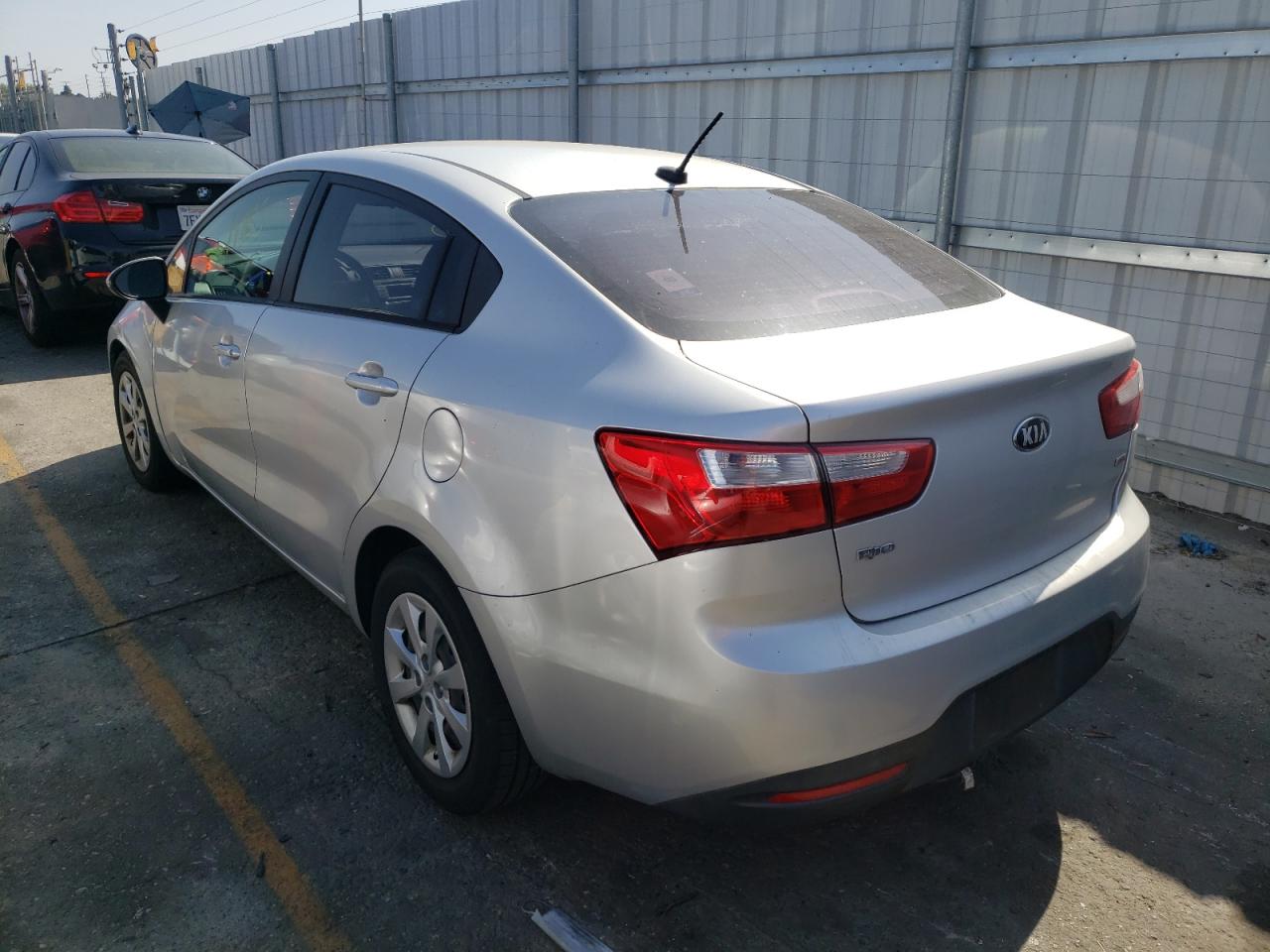 Photo 3 from auction – 2014 KIA RIO LX with VIN KNADM4A33E6363870