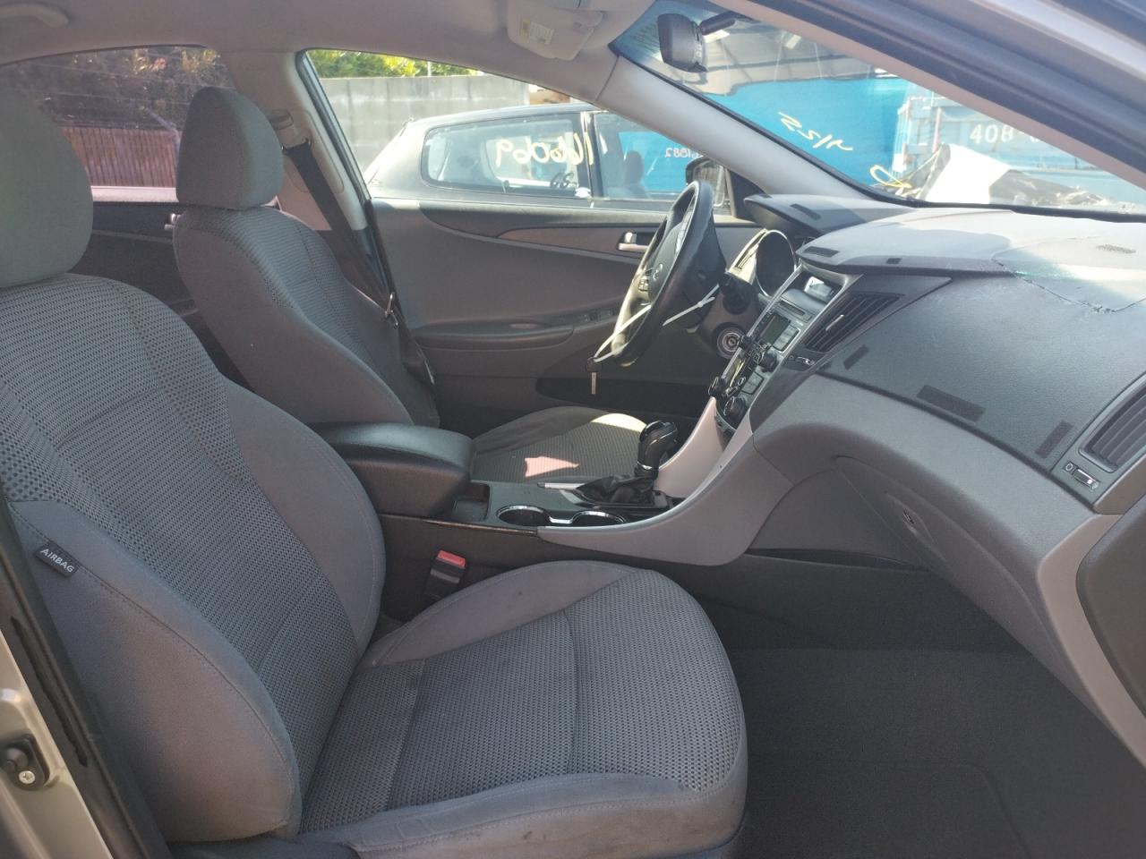 Photo 5 from auction – 2011 HYUNDAI SONATA GLS with VIN 5NPEB4AC3BH029899