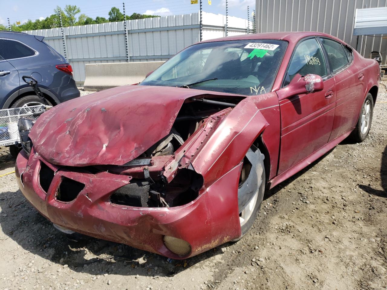Photo 2 from auction – 2005 PONTIAC GRAND PRIX with VIN 2G2WP522251132517
