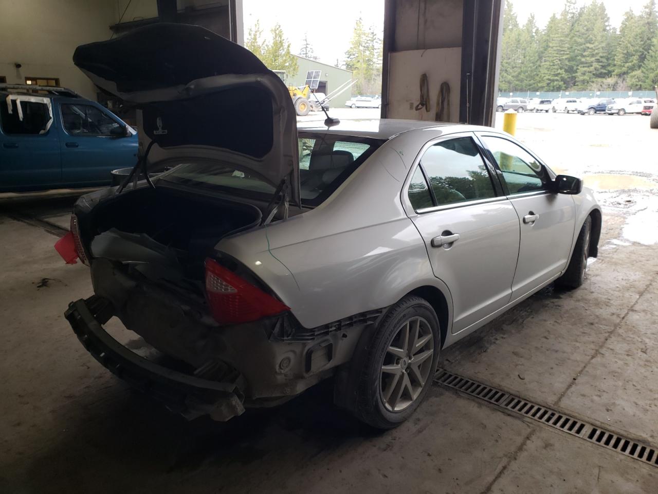 Photo 4 from auction – 2010 FORD FUSION SEL with VIN 3FAHP0JA9AR108632