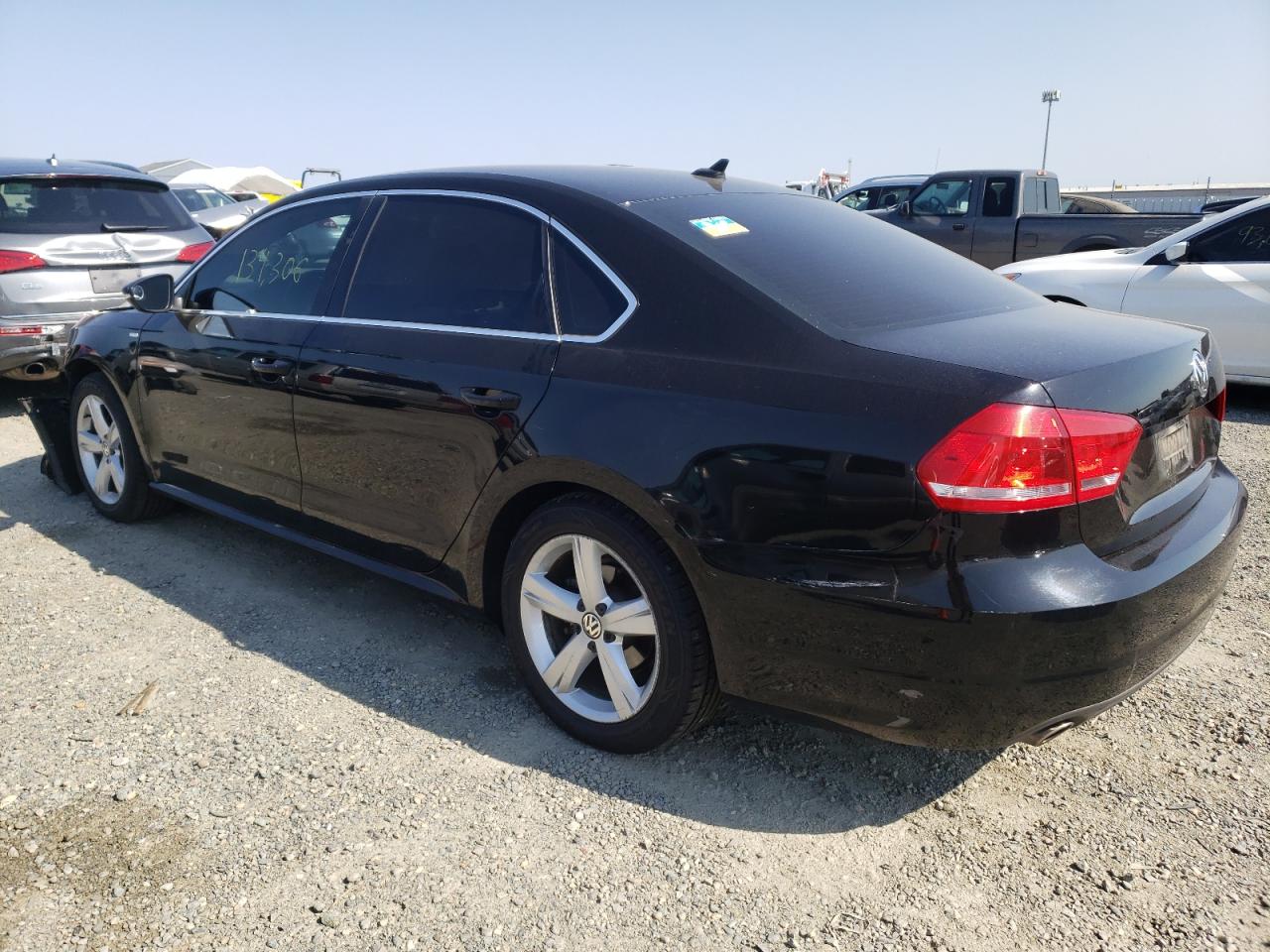 Photo 3 from auction – 2012 VOLKSWAGEN PASSAT SE with VIN 1VWBP7A34CC044511