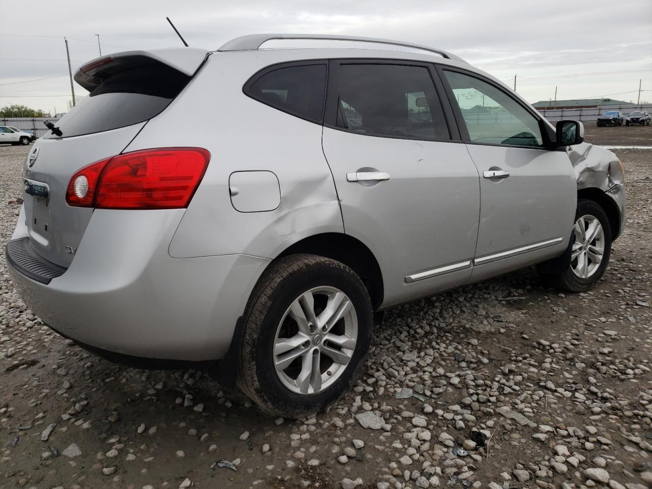Photo 4 from auction – 2012 NISSAN ROGUE S with VIN JN8AS5MT1CW602749