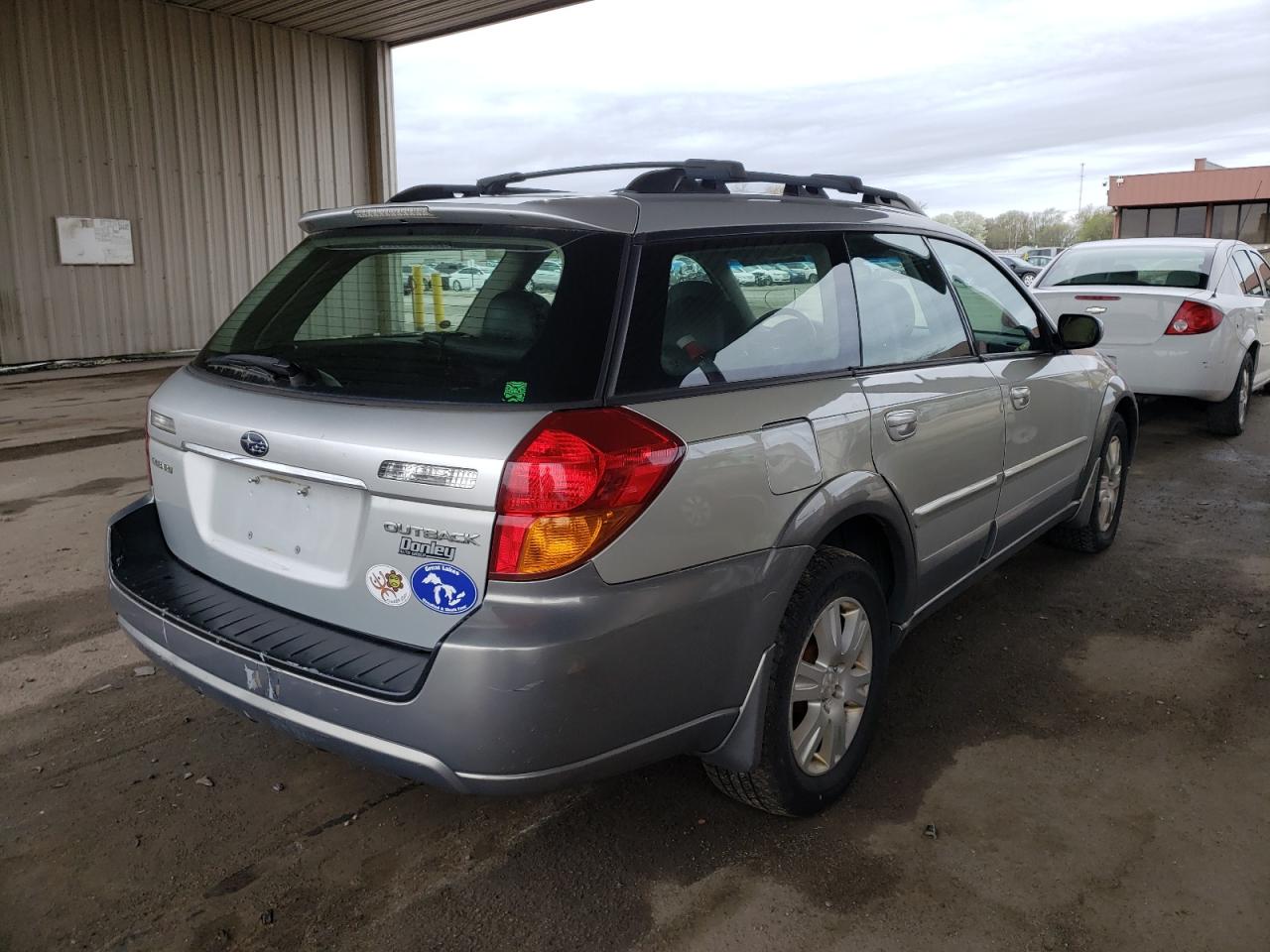 Photo 4 from auction – 2005 SUBARU LEGACY OUT with VIN 4S4BP62C557376749