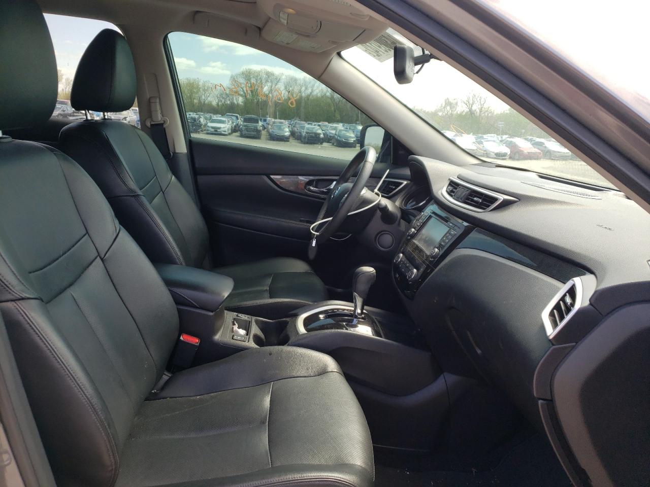 Photo 5 from auction – 2015 NISSAN ROGUE S with VIN 5N1AT2MT5FC920995