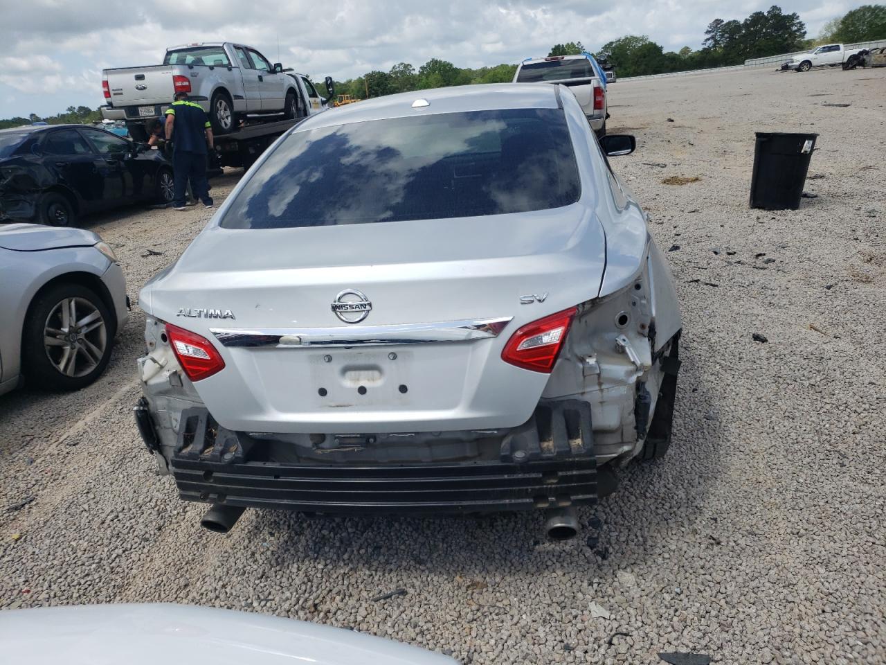 Photo 9 from auction – 2017 NISSAN ALTIMA 2.5 with VIN 1N4AL3AP1HC199035