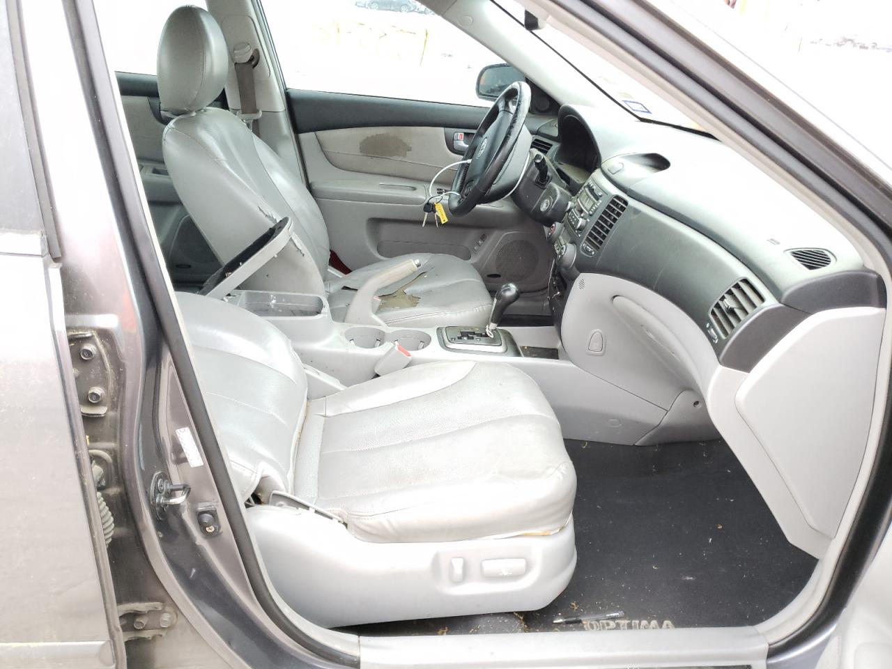 Фото 5 с аукциона – 2007 KIA OPTIMA LX с VIN KNAGE124475118083