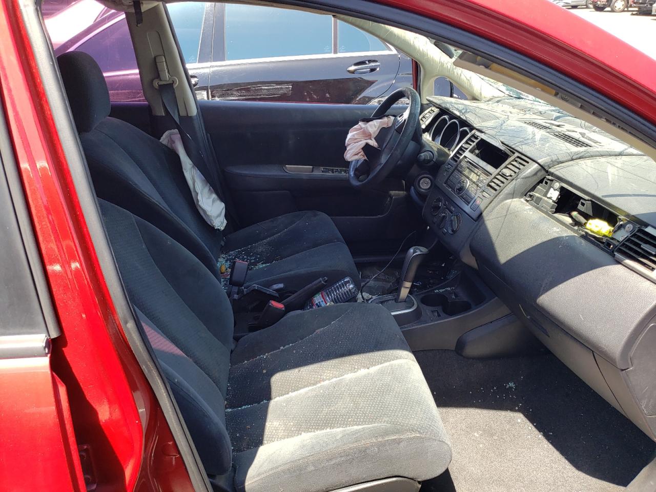 Photo 5 from auction – 2010 NISSAN VERSA S with VIN 3N1BC1AP4AL384129