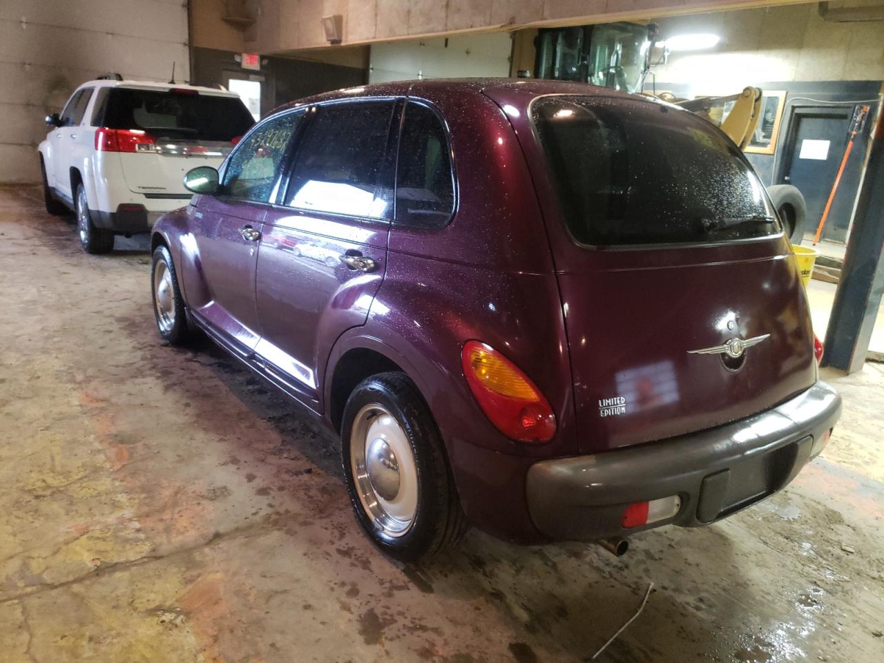 Photo 3 from auction – 2001 CHRYSLER PT CRUISER with VIN 3C8FY4BB91T598312