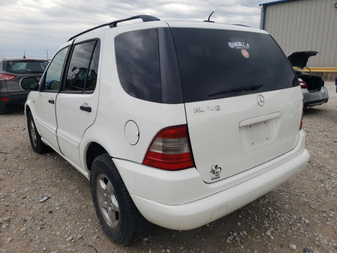 Photo 3 from auction – 2001 MERCEDES-BENZ ML 320 with VIN 4JGAB54EX1A253738