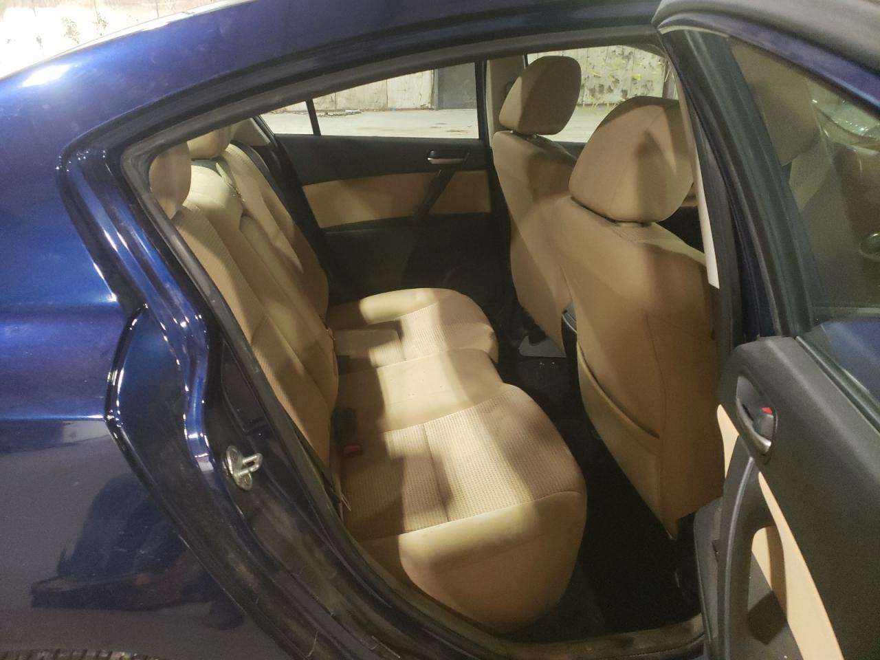 Photo 6 from auction – 2012 MAZDA 3 I with VIN JM1BL1V70C1544749
