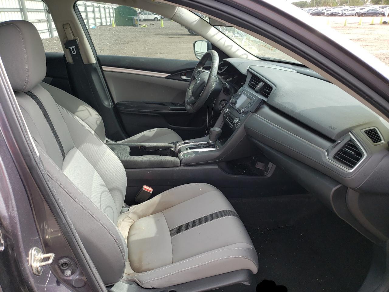 Photo 5 from auction – 2016 HONDA CIVIC LX with VIN 19XFC2F5XGE007247