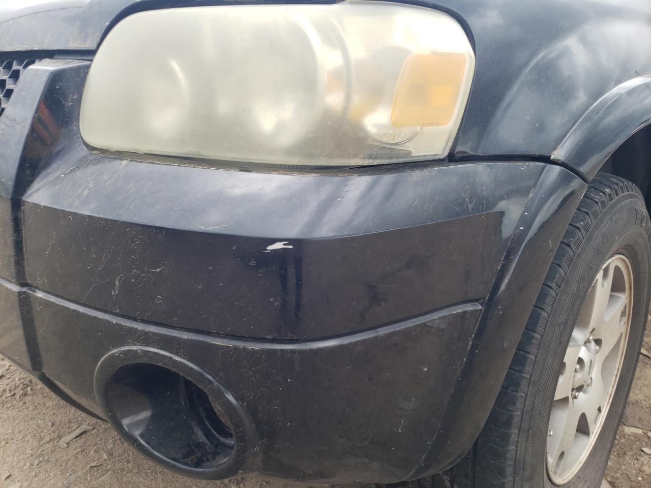 Photo 9 from auction – 2005 FORD ESCAPE LIM with VIN 1FMYU04185KA22524