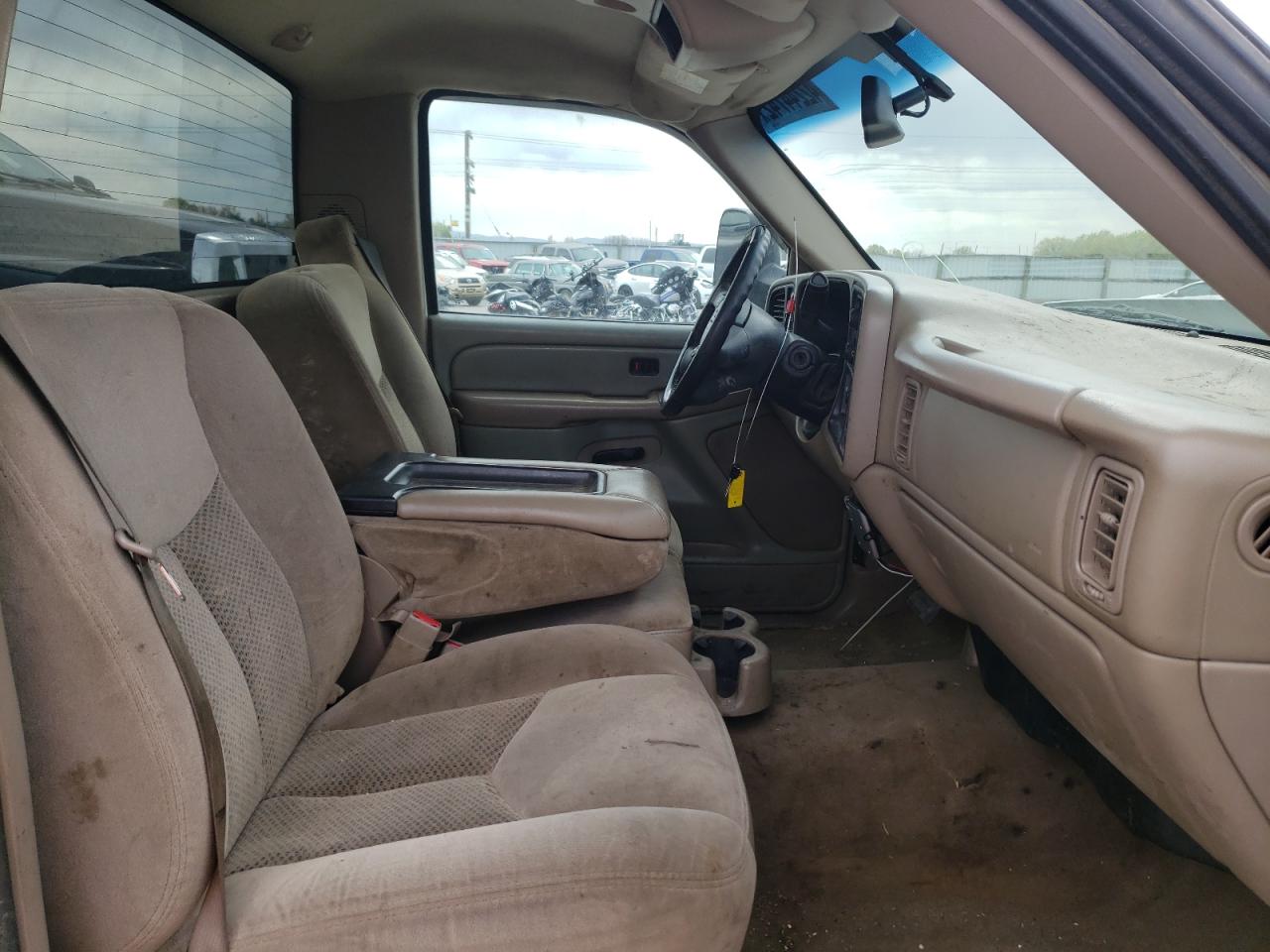 Photo 5 from auction – 2006 CHEVROLET SILVERADO with VIN 1GCHK24D66E221815