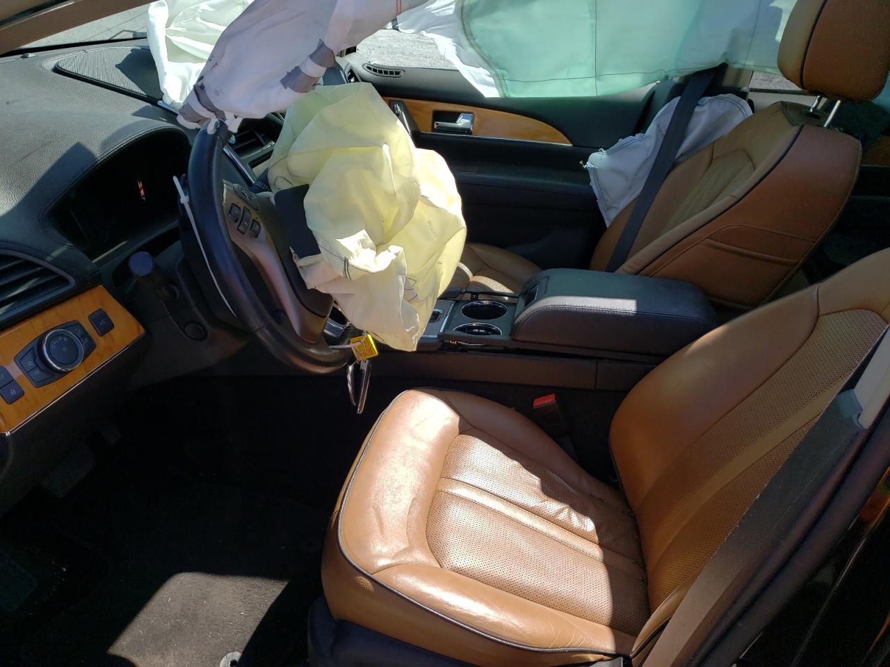 Photo 5 from auction – 2015 LINCOLN MKX with VIN 2LMDJ8JK6FBL31105