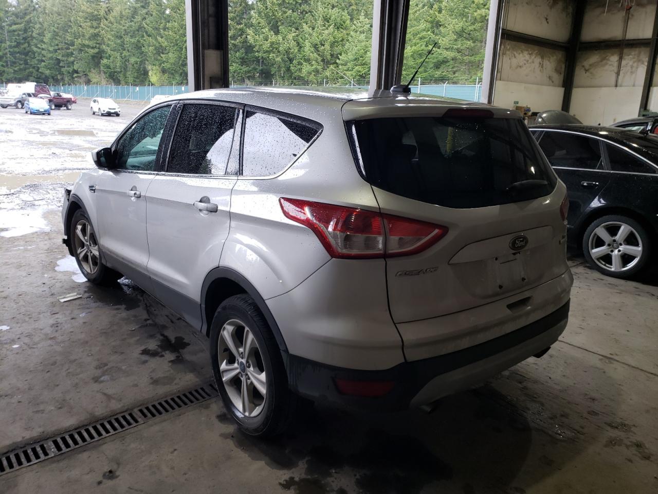 Photo 3 from auction – 2014 FORD ESCAPE SE with VIN 1FMCU0GX1EUD19956