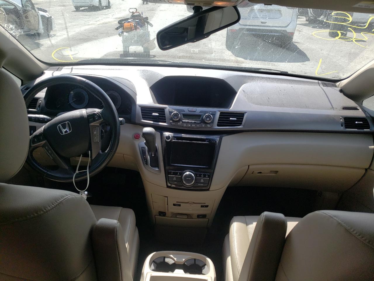 Photo 9 from auction – 2016 HONDA ODYSSEY TO with VIN 5FNRL5H95GB024062