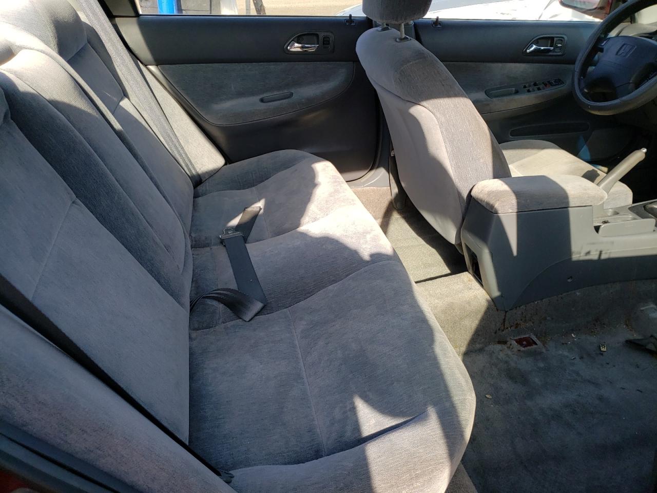Photo 6 from auction – 1995 HONDA ACCORD LX with VIN 1HGCD5538SA166010
