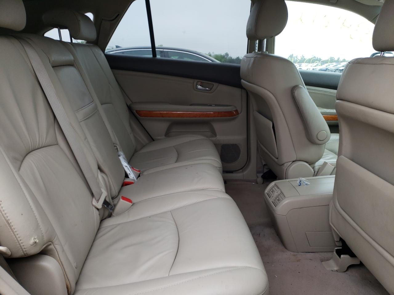 Photo 6 from auction – 2006 LEXUS RX 330 with VIN 2T2HA31U06C101665