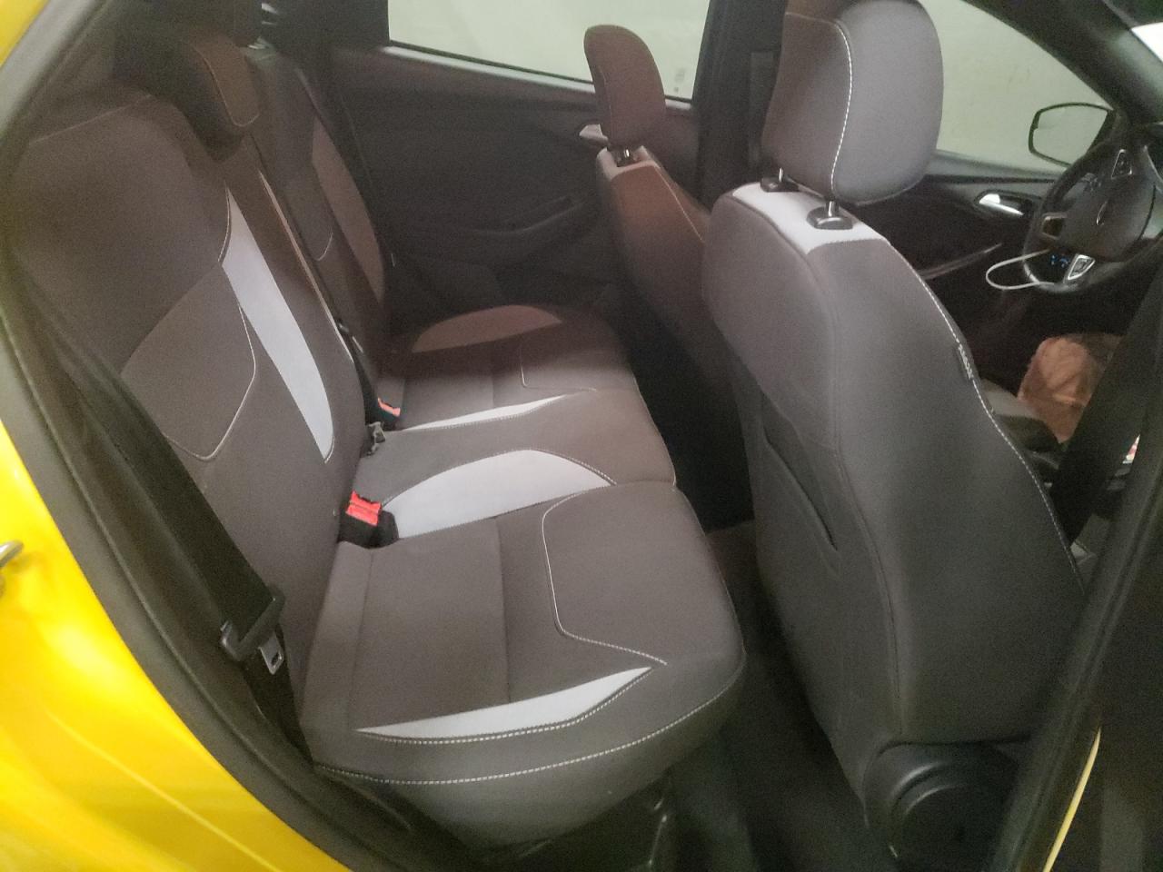 Photo 6 from auction – 2017 FORD FOCUS ST with VIN 1FADP3L96HL228951
