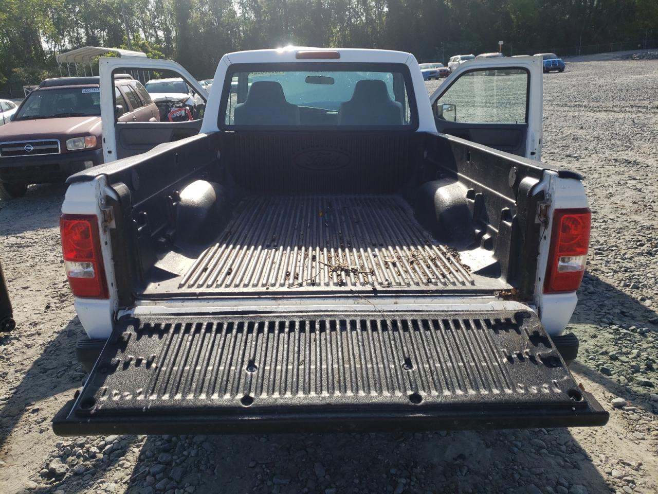 Photo 6 from auction – 2007 FORD RANGER with VIN 1FTYR10D27PA56413
