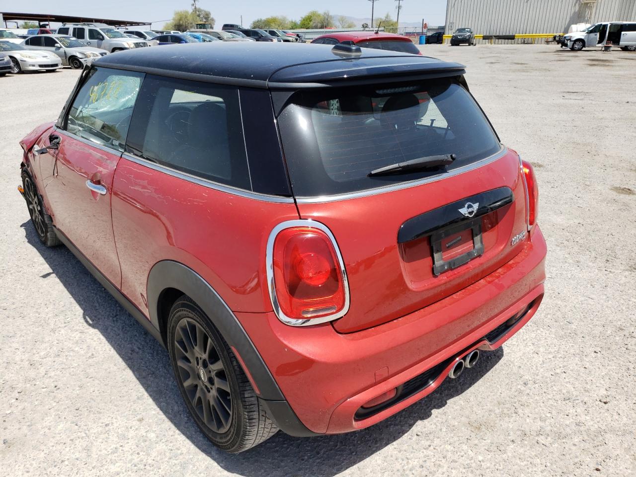 Photo 3 from auction – 2016 MINI COOPER S with VIN WMWXP7C55G2A43757