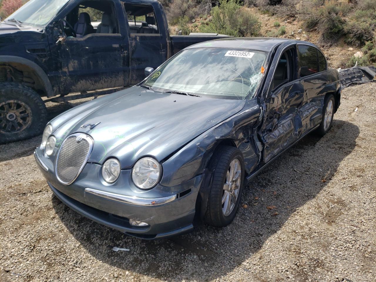 Photo 2 from auction – 2000 JAGUAR S-TYPE with VIN SAJDA01C0YFL47667