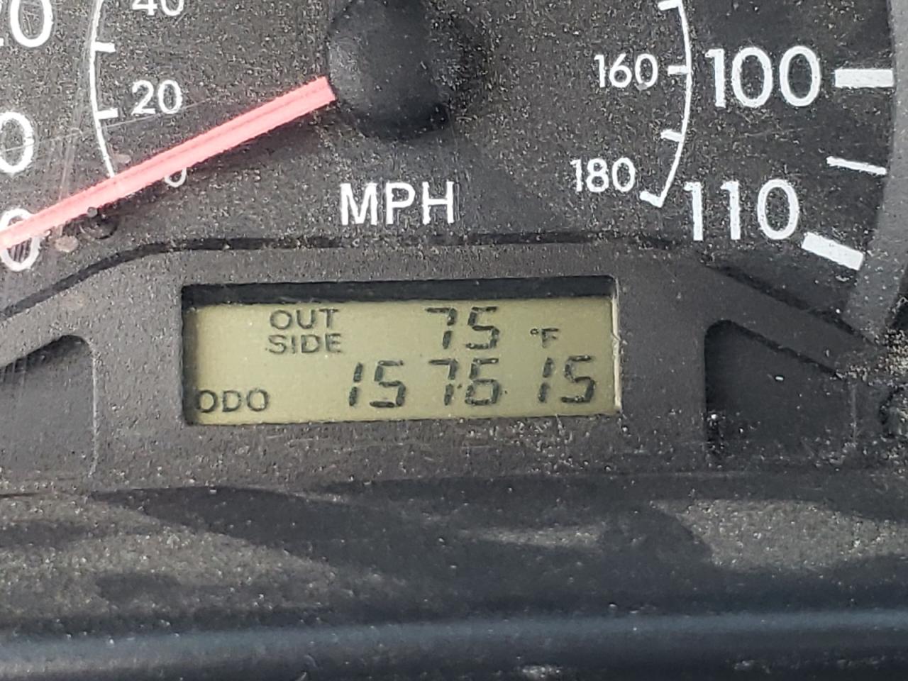 Photo 8 from auction – 2003 TOYOTA COROLLA CE with VIN 1NXBR32E23Z015214
