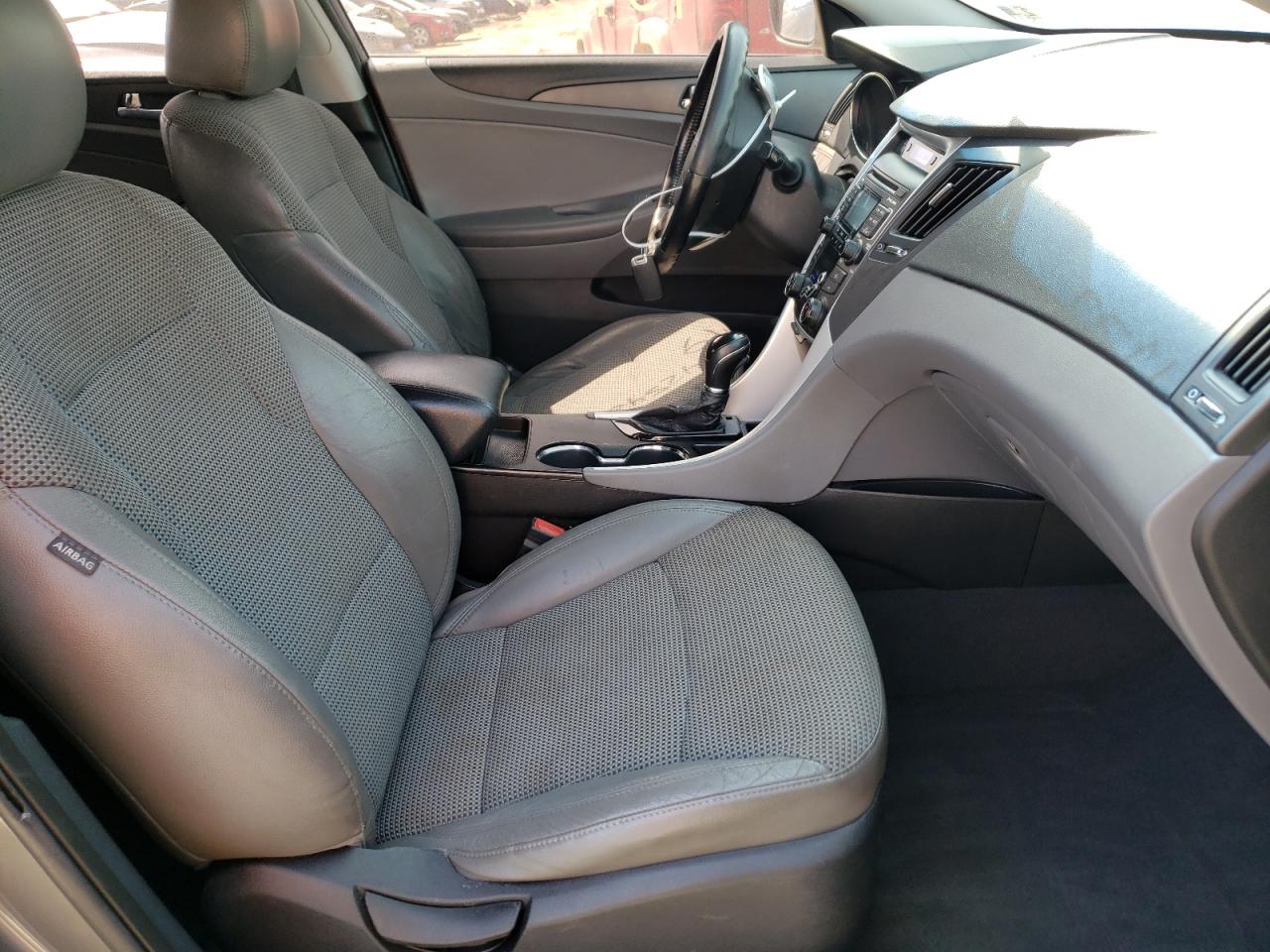 صورة رقم 5 من المزاد - 2011 HYUNDAI SONATA SE مع VIN 5NPEC4AC4BH119950