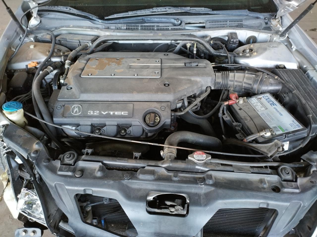 Photo 7 from auction – 2000 ACURA 3.2TL with VIN 19UUA5664YA014014