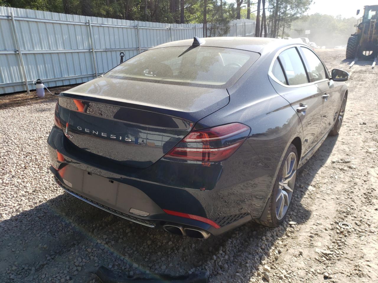 Foto 4 de la subasta – 2022 GENESIS G70 BASE con VIN KMTG34TA1NU098491