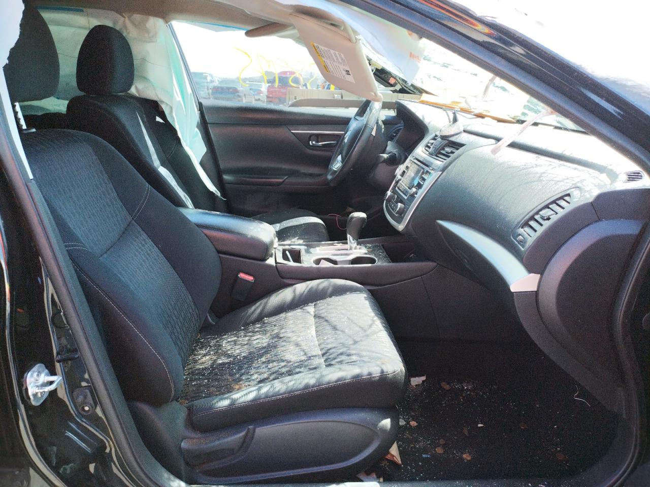 Photo 5 from auction – 2017 NISSAN ALTIMA with VIN 1N4AL3AP6HC185230