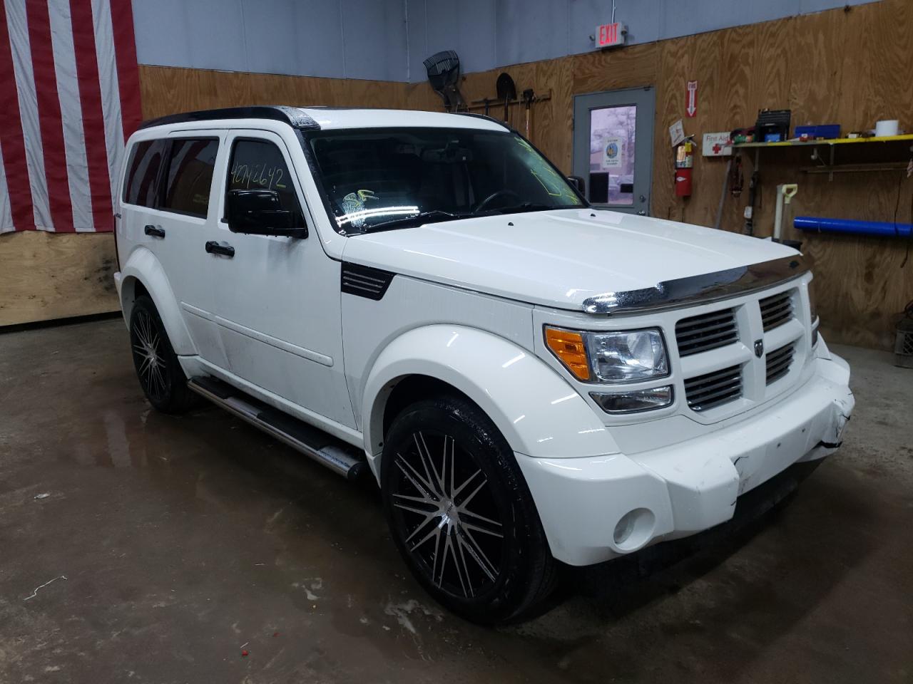 DODGE NITRO R/T 2009 with VIN 1D8GU58XX9W549220 - Photo from auction