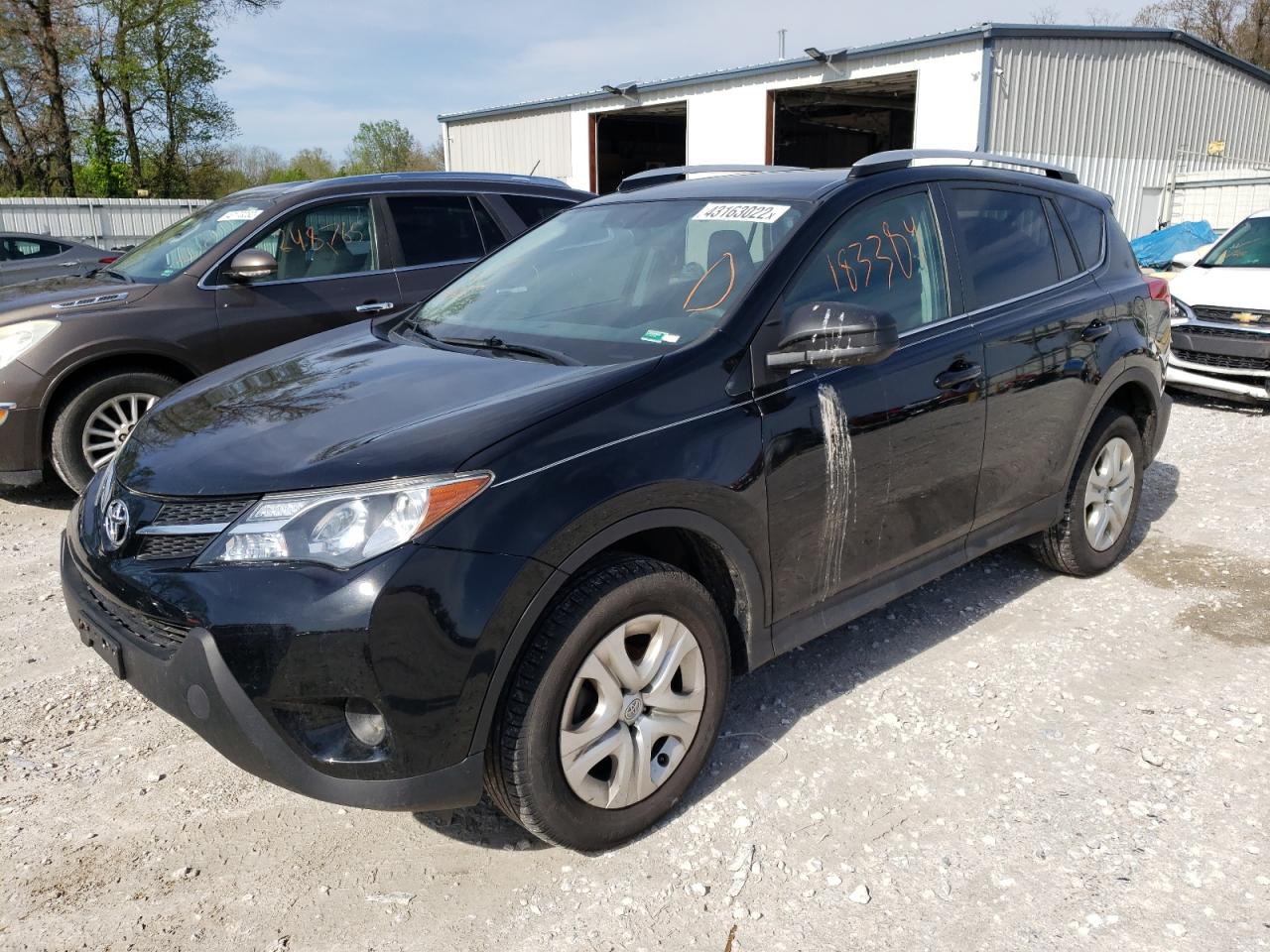 Photo 2 from auction – 2014 TOYOTA RAV4 LE with VIN 2T3BFREV6EW157955